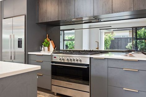 Photo of property in 21 Kahuparere Crescent, Pyes Pa, Tauranga, 3112