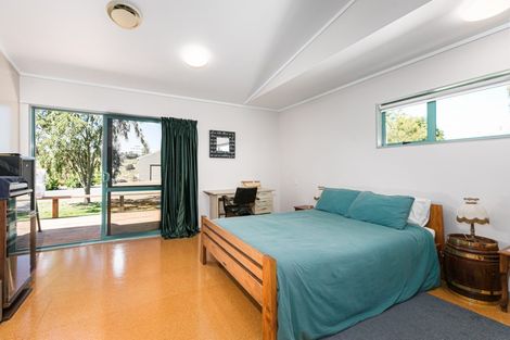 Photo of property in 37 Guy Street, Waipawa, 4210