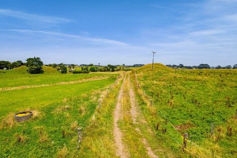 Photo of property in 955 Opua Road, Opunake, 4681