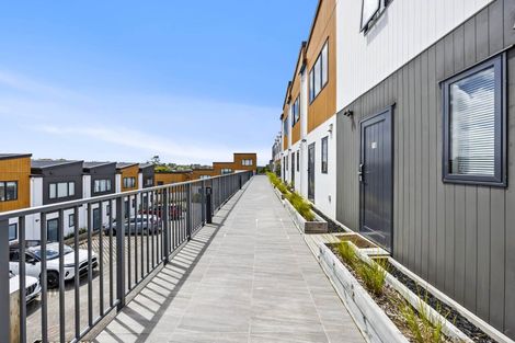 Photo of property in Rf202b, 16/18 Hewlett Road, Massey, Auckland, 0614