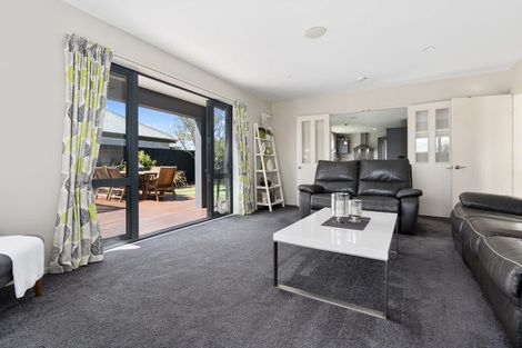 Photo of property in 15 Marymere Place, Hei Hei, Christchurch, 8042