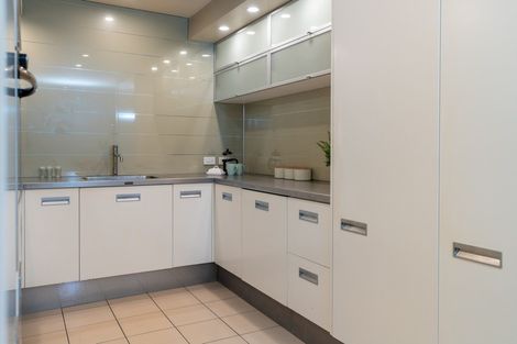 Photo of property in Highwic, 32u3 Hobson Street, Thorndon, Wellington, 6011