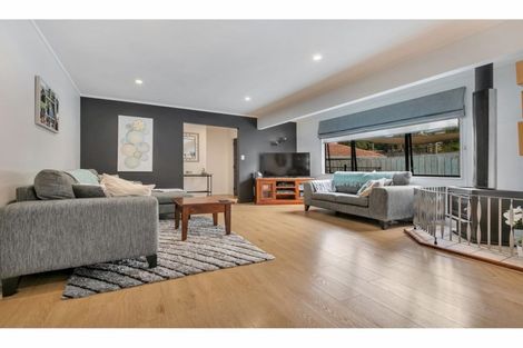 Photo of property in 38 Sailfish Drive, West Harbour, Auckland, 0618
