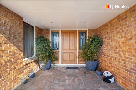 Photo of property in 2 Sunninghurst Drive, Fairfield, Dunedin, 9018