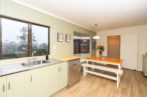 Photo of property in 35 Lachlan Drive, Dinsdale, Hamilton, 3204