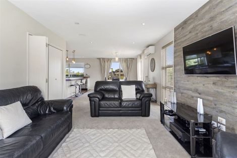 Photo of property in 9 Peak Crescent, Kaiapoi, 7630