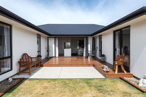 Photo of property in 18 Pistacia Place, Hornby, Christchurch, 8025