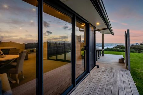 Photo of property in 288 Tai Road, Opunake, 4681