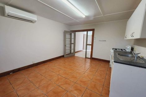 Photo of property in 100 Puriri Street, Gonville, Wanganui, 4501