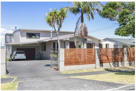 Photo of property in 35 Toroa Street, Torbay, Auckland, 0630