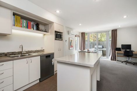 Photo of property in 90c Mandeville Street, Riccarton, Christchurch, 8011