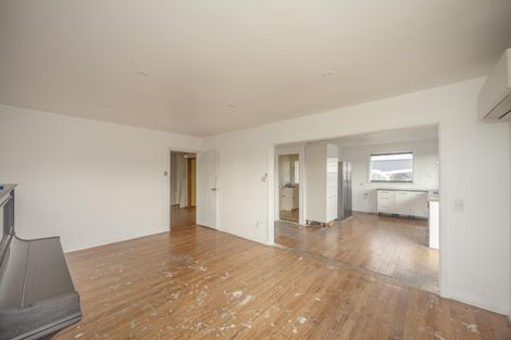 Photo of property in 30 Oban Street, Holmes Hill, Oamaru, 9401