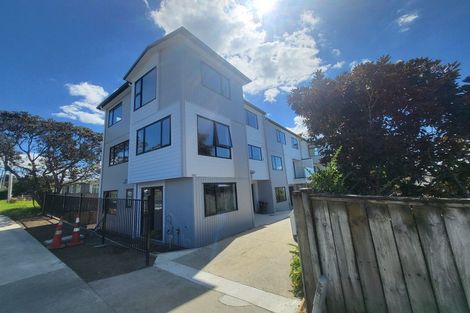 Photo of property in 29 Raleigh Road, Northcote, Auckland, 0627