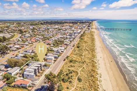 Photo of property in 1/272 Marine Parade, New Brighton, Christchurch, 8061
