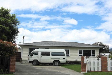 Photo of property in 13 Dickens Street, Stoke, Nelson, 7011