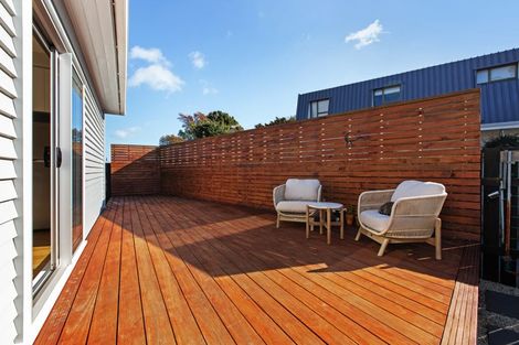 Photo of property in 44 Hardy Street, Waterloo, Lower Hutt, 5011