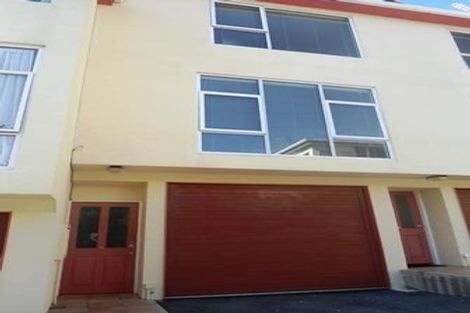 Photo of property in 20u5 Thompson Street, Mount Cook, Wellington, 6011