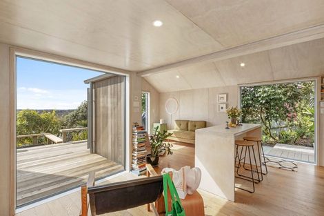 Photo of property in 11 Merlewood Avenue, Cashmere, Christchurch, 8022