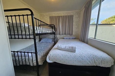 Photo of property in 7 Kowhai Street, Kaka Point, Balclutha, 9271