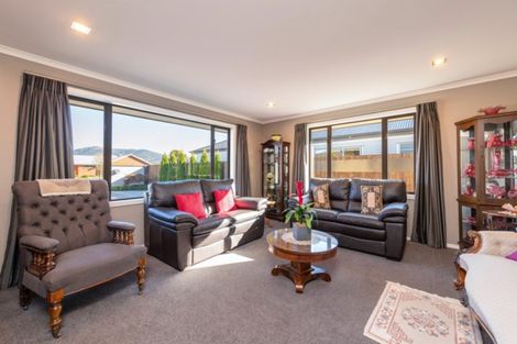 Photo of property in 27 Kitakita Grove, Motueka, 7120