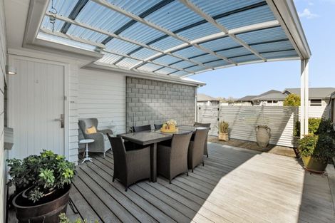 Photo of property in 20 Marion Crescent, Papamoa Beach, Papamoa, 3118