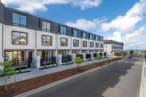 Photo of property in 15b Windlass Street, Long Bay, Auckland, 0630