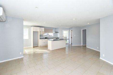 Photo of property in 120 Hillcrest Road, Papatoetoe, Auckland, 2025