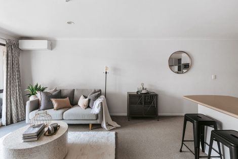 Photo of property in 11/281 Maunganui Road, Mount Maunganui, 3116