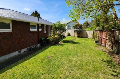 Photo of property in 10 Beaumont Crescent, Frankleigh Park, New Plymouth, 4310