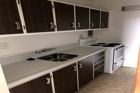 Photo of property in Hobson Court Flats, 38/70u Hobson Street, Thorndon, Wellington, 6011