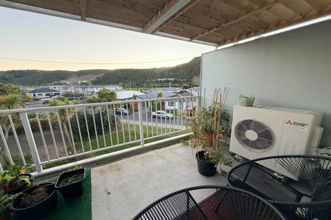 Photo of property in 95 Farmer Crescent, Taita, Lower Hutt, 5011