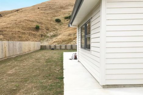 Photo of property in 5 Prestwich Rise, Churton Park, Wellington, 6037