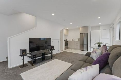 Photo of property in 2/324 Oxford Terrace, Avalon, Lower Hutt, 5011