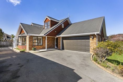 Photo of property in 3 Comeskey Grove, Elderslea, Upper Hutt, 5018