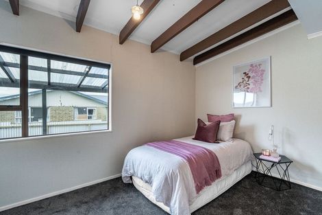 Photo of property in 57 Dunbeath Crescent, Kew, Invercargill, 9812