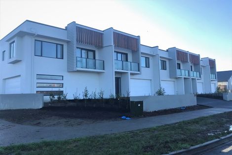 Photo of property in 59 Hayfield Way, Karaka, Papakura, 2113