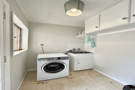 Photo of property in 59f1- Clouston Park Road, Clouston Park, Upper Hutt, 5018