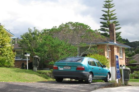 Photo of property in 75 Stottholm Road, Titirangi, Auckland, 0604