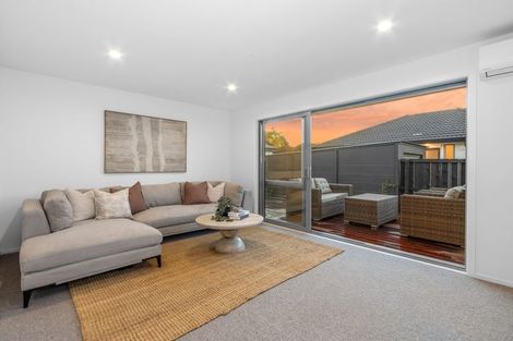 Photo of property in 2/60 Mays Road, St Albans, Christchurch, 8052