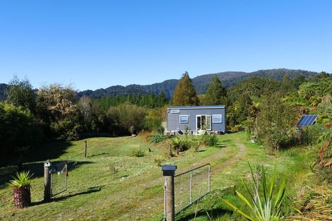 Photo of property in 15 Aylmer Street, Ross, 7812