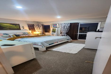 Photo of property in 8 Kylie Court, Clover Park, Auckland, 2019