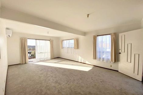 Photo of property in 5 Marlene Avenue, Te Atatu South, Auckland, 0610