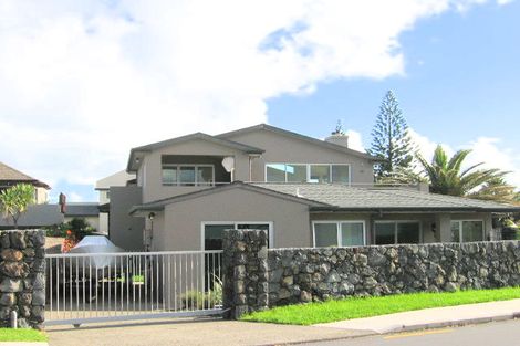Photo of property in 6 Ngapara Street, Red Beach, 0932