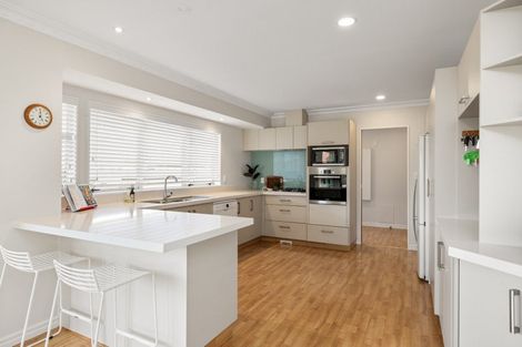 Photo of property in 10 Highgrove Place, Bethlehem, Tauranga, 3110