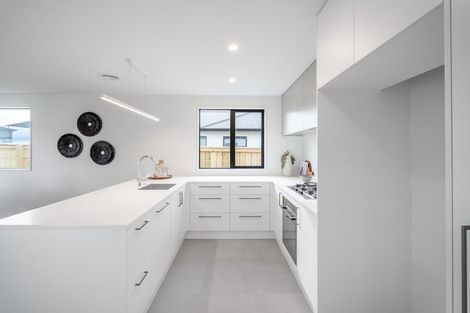 Photo of property in 28 Privet Way, Rolleston, 7678