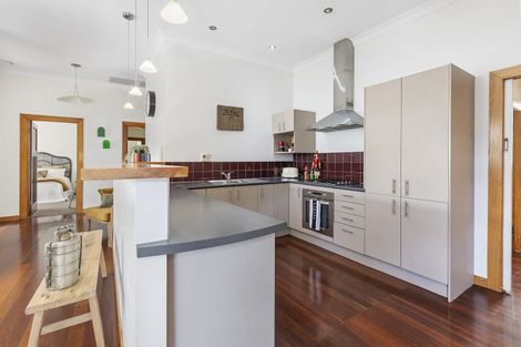 Photo of property in 224 The Parade, Island Bay, Wellington, 6023