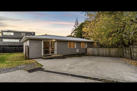 Photo of property in 153 Don Buck Road, Massey, Auckland, 0614