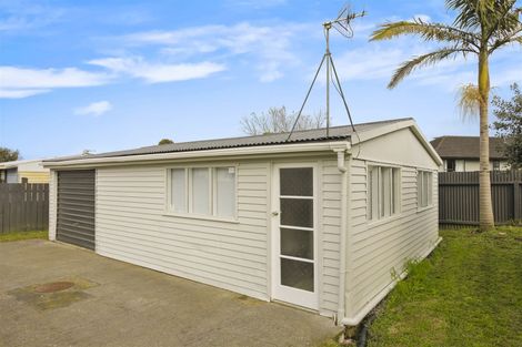 Photo of property in 16 Lyncroft Street, Mangere East, Auckland, 2024