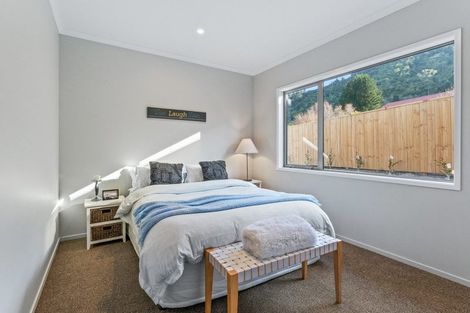 Photo of property in 8 Kaylea Lane, Millers Flat, 9572
