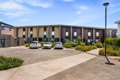 Photo of property in 14 Arvo Lane, Hobsonville, Auckland, 0616